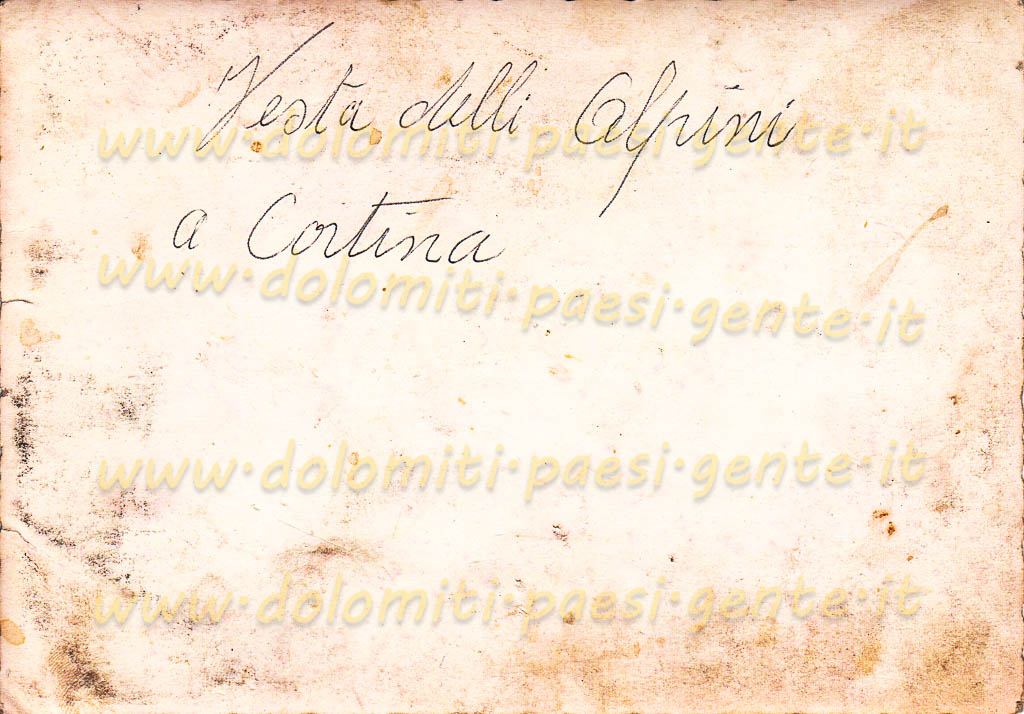 http://www.dolomiti-paesi-gente.it