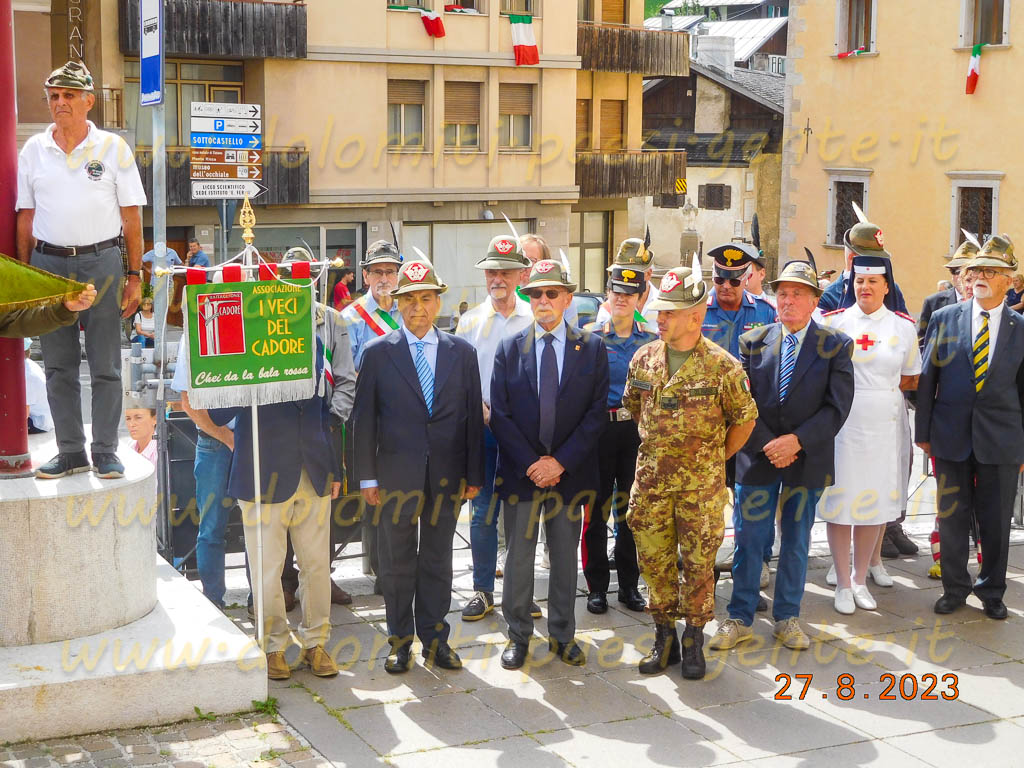 http://www.dolomiti-paesi-gente.it