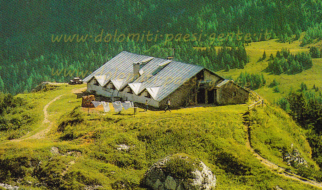 http://www.dolomiti-paesi-gente.it