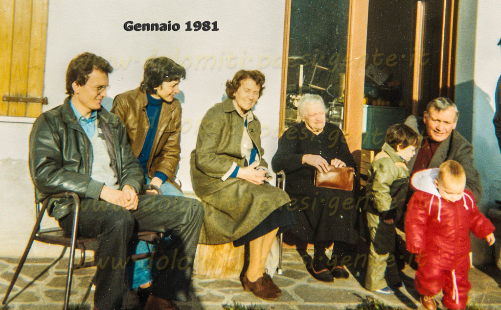 http://www.dolomiti-paesi-gente.it