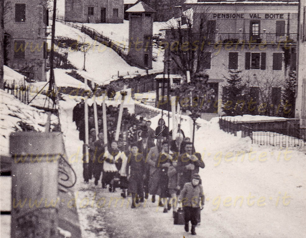 http://www.dolomiti-paesi-gente.it