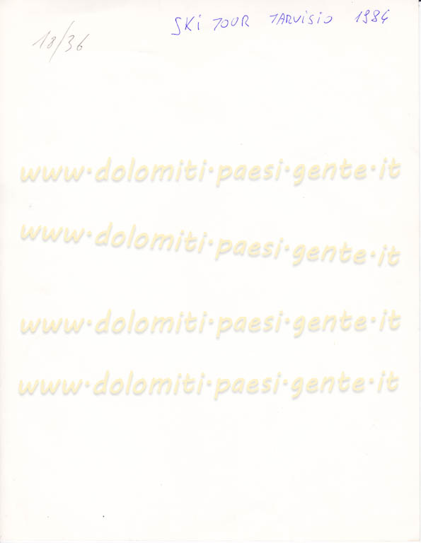 http://www.dolomiti-paesi-gente.it