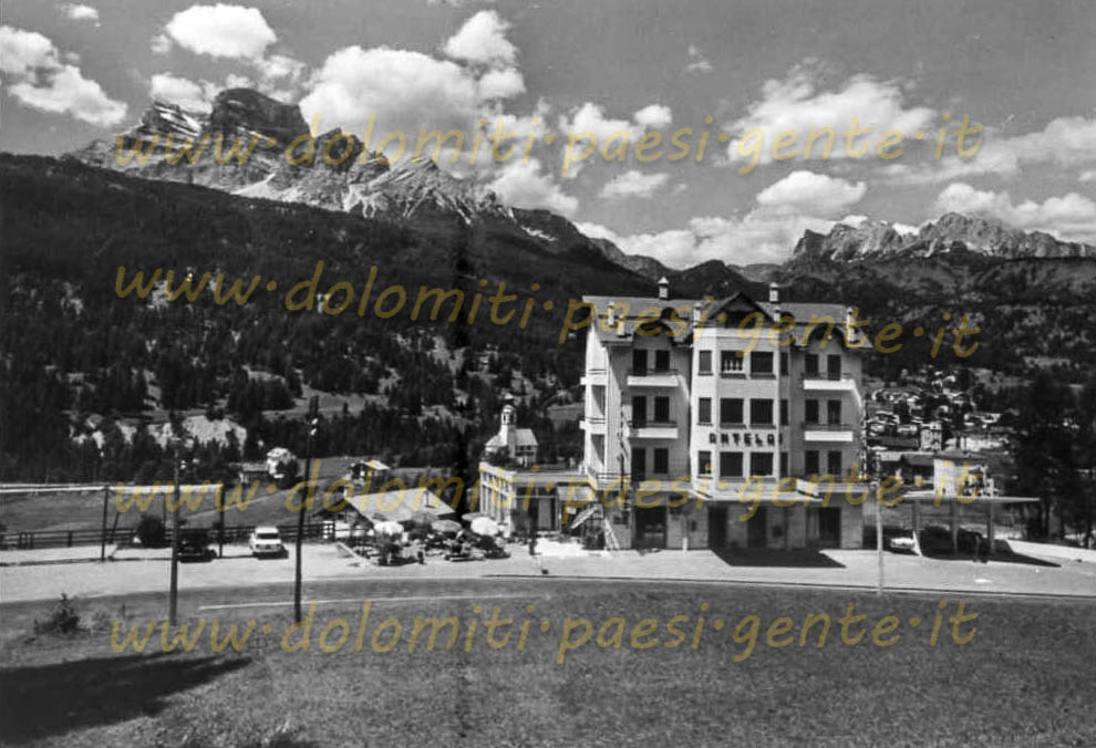 http://www.dolomiti-paesi-gente.it