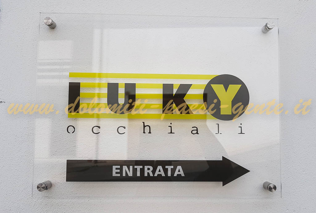 iuky occhiali