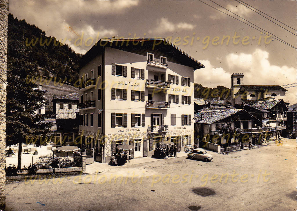 http://www.dolomiti-paesi-gente.it